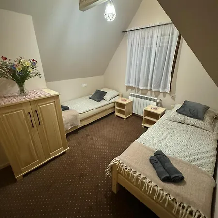 U Symuna זקופאנה