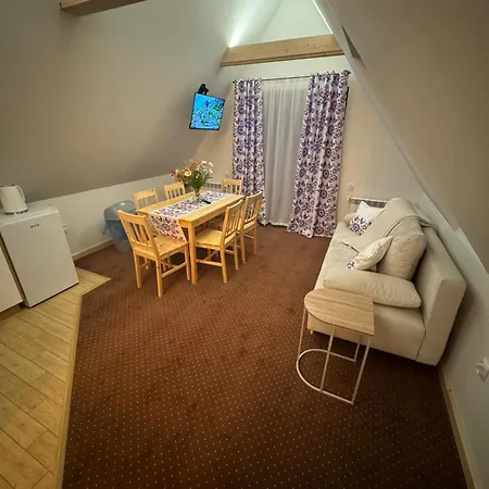 U Symuna Apartamento