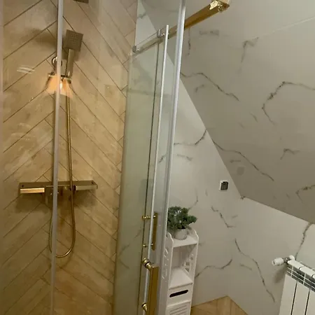 U Symuna Apartamento *